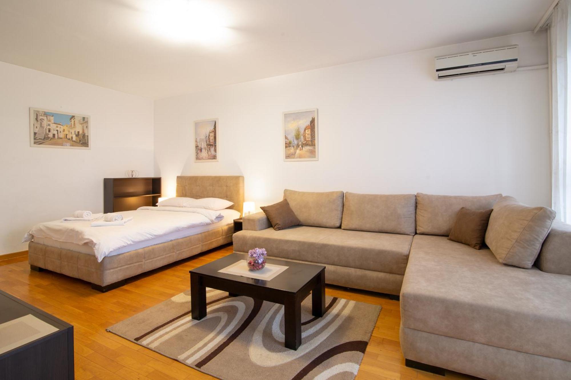 Delta Residence Belville Belgrade Room photo