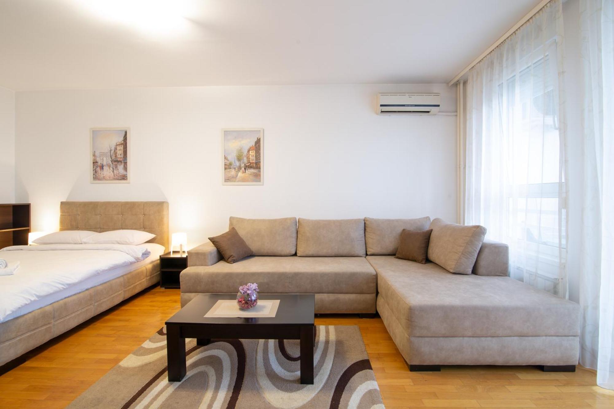 Delta Residence Belville Belgrade Room photo