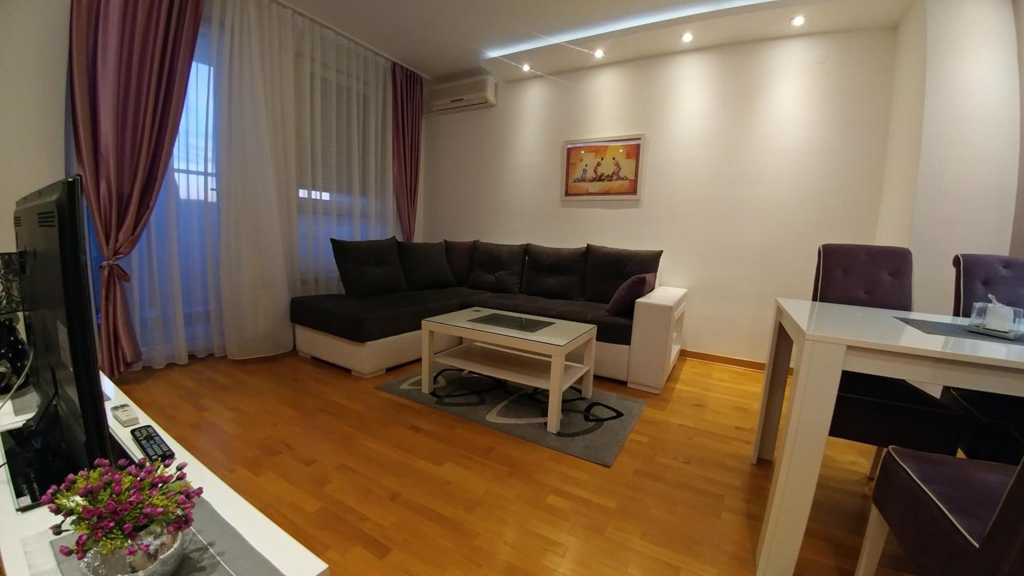 Delta Residence Belville Belgrade Room photo